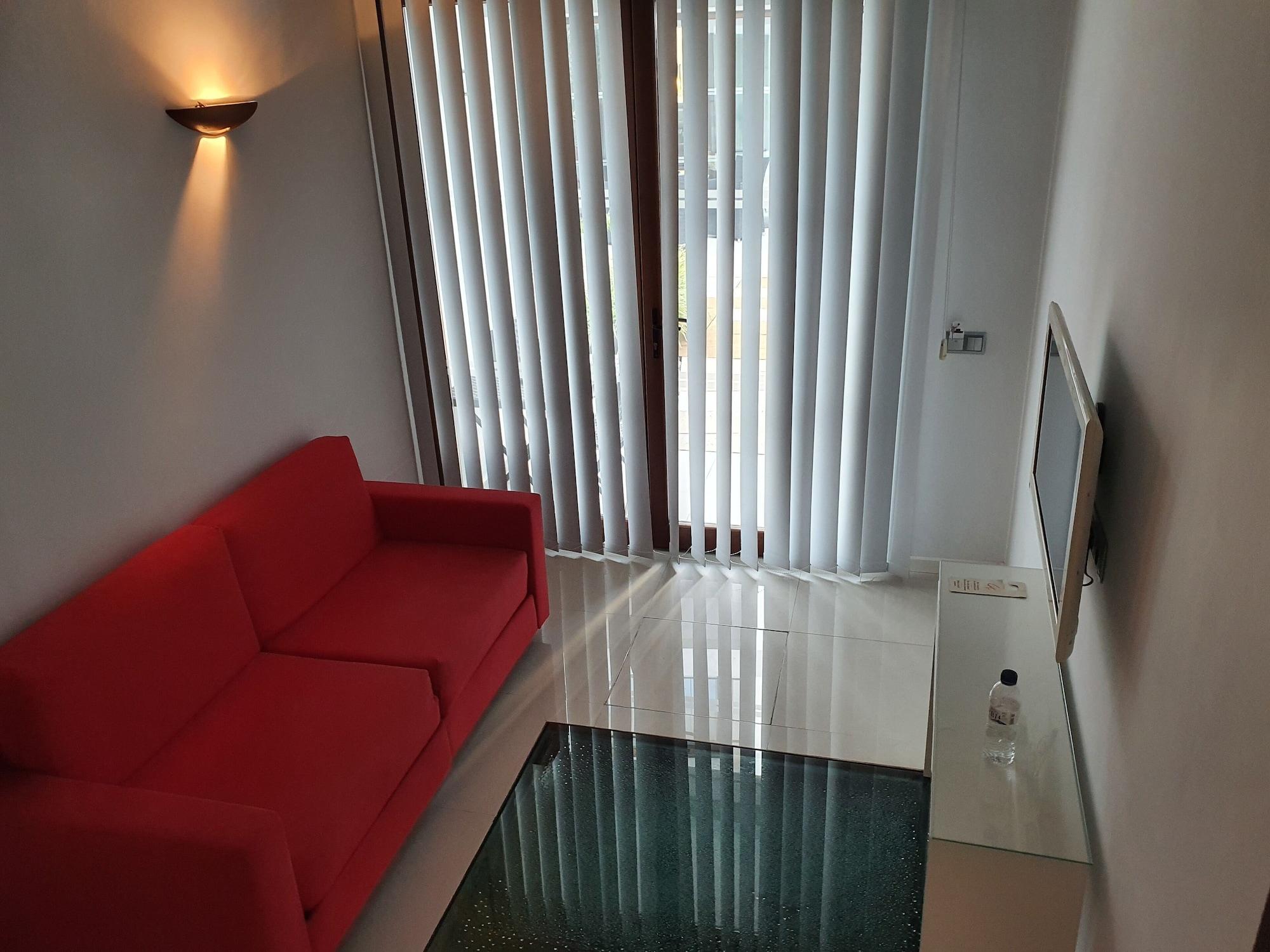Can Vent Boutique 4*